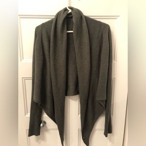 Cropped grey cardigan